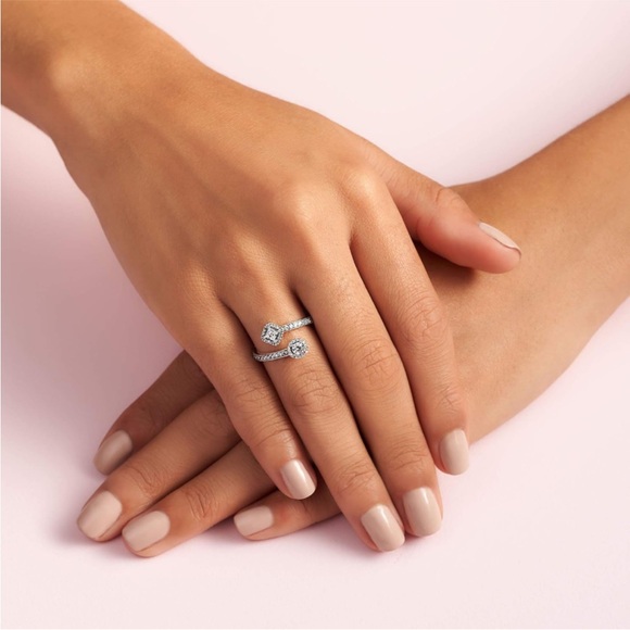 Pandora Sparkling Square & Circle Open Ring - Picture 6 of 9